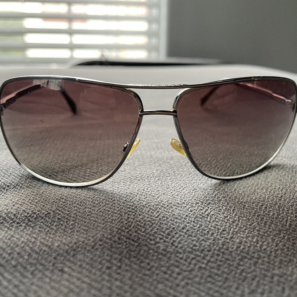 Gorgeous Classic VINTAGE Georgio Armani Sunglasses - Picture 6 of 15